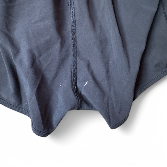 Lululemon Hotty Hot Low-Rise Lined Short 4" 2 - Picture 4 of 6